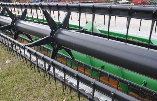 Зеленый Джон Дир 630F HydraFlex, объемом двигателя 0 л и пробегом 0 тыс. км за 23270 $, фото 8 на Automoto.ua