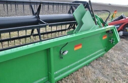 Зеленый Джон Дир 630F HydraFlex, объемом двигателя 0 л и пробегом 0 тыс. км за 23270 $, фото 14 на Automoto.ua