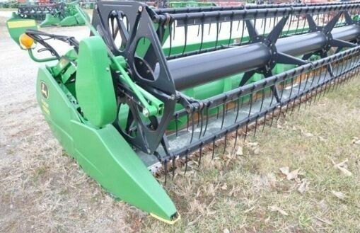 Зеленый Джон Дир 630F HydraFlex, объемом двигателя 0 л и пробегом 0 тыс. км за 23270 $, фото 11 на Automoto.ua