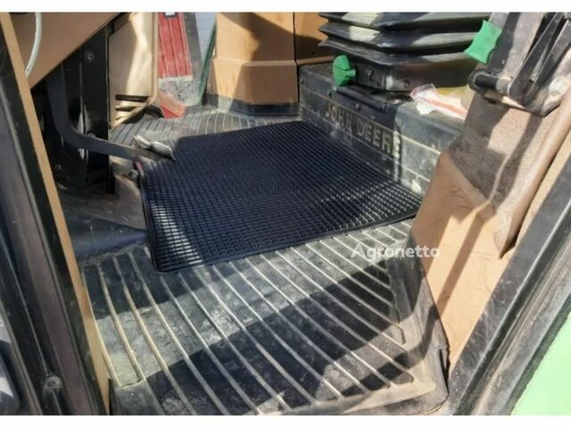 Джон Дир 6400, объемом двигателя 0 л и пробегом 0 тыс. км за 21929 $, фото 10 на Automoto.ua