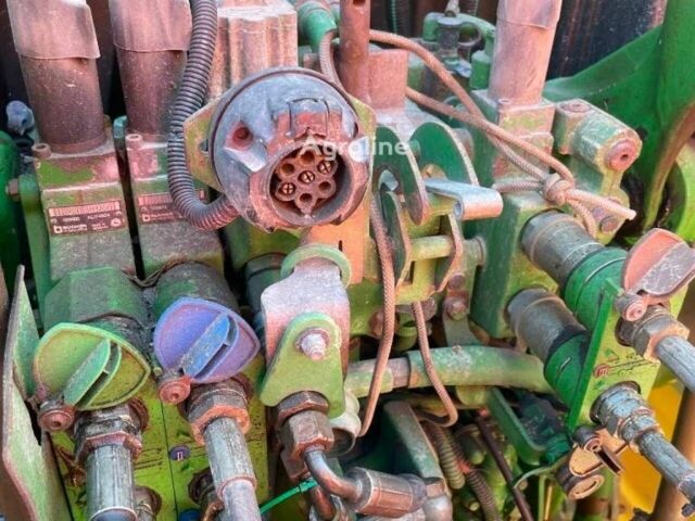 Зеленый Джон Дир 6630, объемом двигателя 0 л и пробегом 0 тыс. км за 41798 $, фото 5 на Automoto.ua