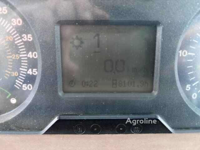 Зеленый Джон Дир 6820, объемом двигателя 0 л и пробегом 0 тыс. км за 65003 $, фото 26 на Automoto.ua