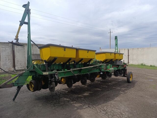 Зелений Джон Дір 7000, об'ємом двигуна 0 л та пробігом 0 тис. км за 10000 $, фото 12 на Automoto.ua