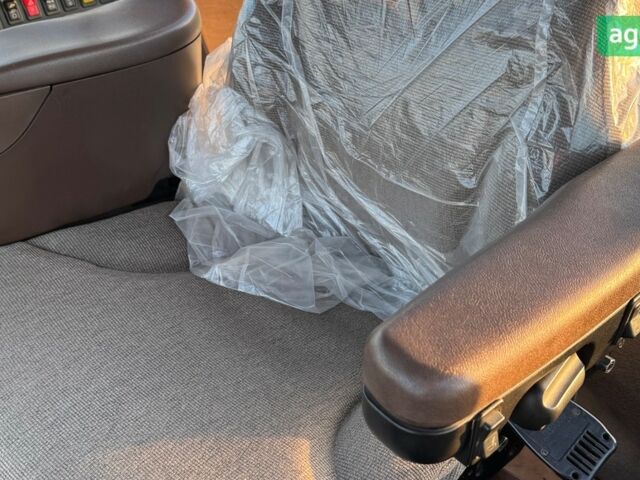 Джон Дир 7820, объемом двигателя 0 л и пробегом 0 тыс. км за 78000 $, фото 22 на Automoto.ua