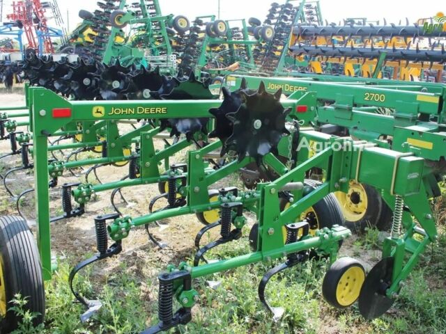 Зеленый Джон Дир 825, объемом двигателя 0 л и пробегом 0 тыс. км за 247739 $, фото 4 на Automoto.ua