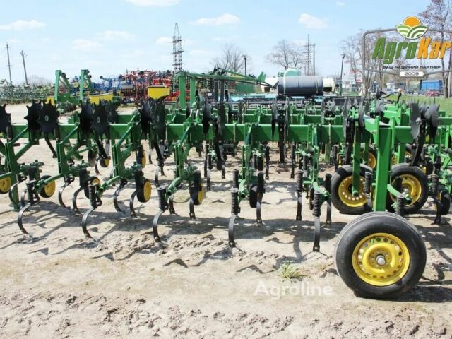 Зеленый Джон Дир 825, объемом двигателя 0 л и пробегом 0 тыс. км за 247739 $, фото 5 на Automoto.ua