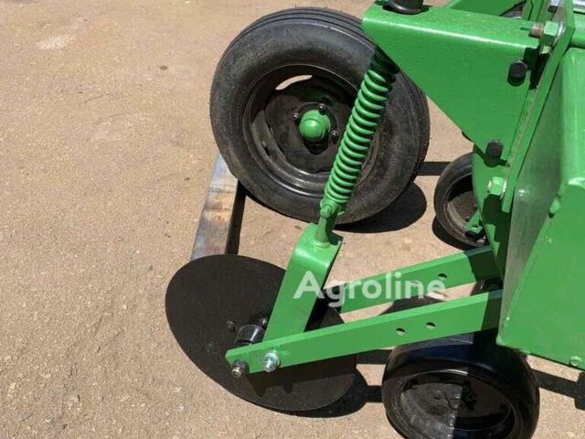 Зеленый Джон Дир 825, объемом двигателя 0 л и пробегом 0 тыс. км за 7975 $, фото 3 на Automoto.ua