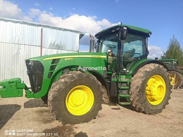 Джон Дир 8295R, объемом двигателя 0 л и пробегом 0 тыс. км за 86930 $, фото 1 на Automoto.ua
