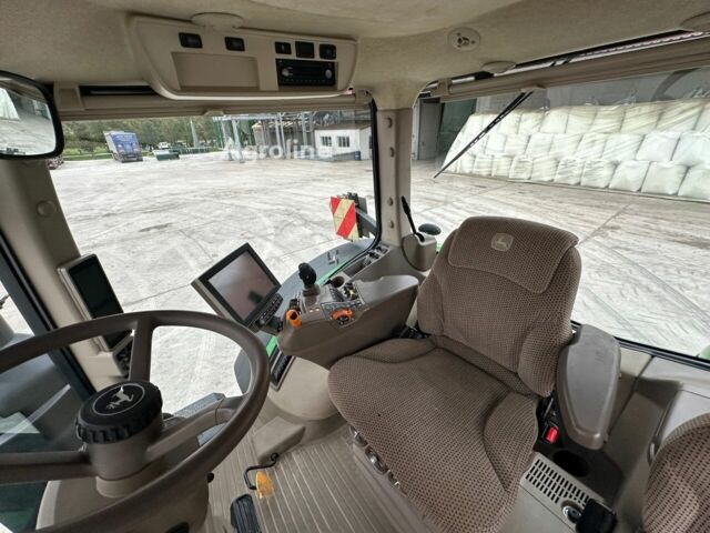 Зелений Джон Дір 8400 R, об'ємом двигуна 0 л та пробігом 0 тис. км за 230437 $, фото 11 на Automoto.ua
