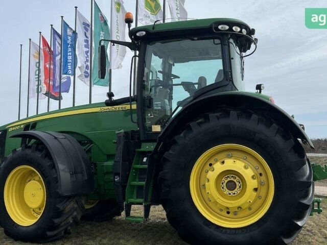 Джон Дир 8400R, объемом двигателя 0 л и пробегом 0 тыс. км за 188886 $, фото 1 на Automoto.ua