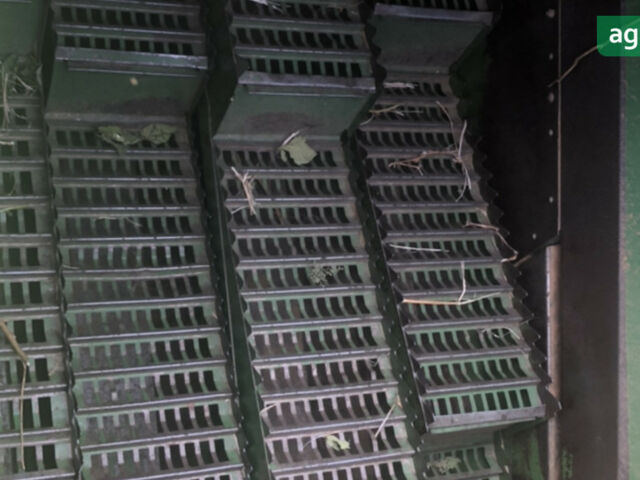 Джон Дир 952, объемом двигателя 3.92 л и пробегом 100 тыс. км за 15999 $, фото 1 на Automoto.ua