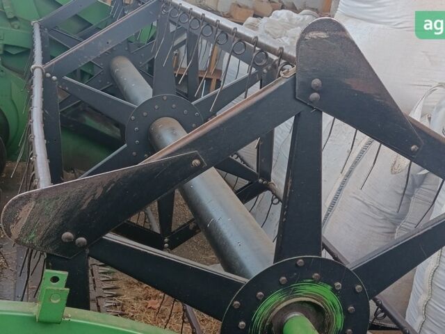 Джон Дир 955 1990 в Хмельницком на Automoto.ua Джон Дир 955, объемом двигателя 0 л и пробегом 0 тыс. км за 2000 $, фото 3 на Automoto.ua