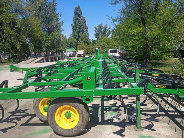 Зелений Джон Дір 960, об'ємом двигуна 0 л та пробігом 0 тис. км за 27913 $, фото 8 на Automoto.ua