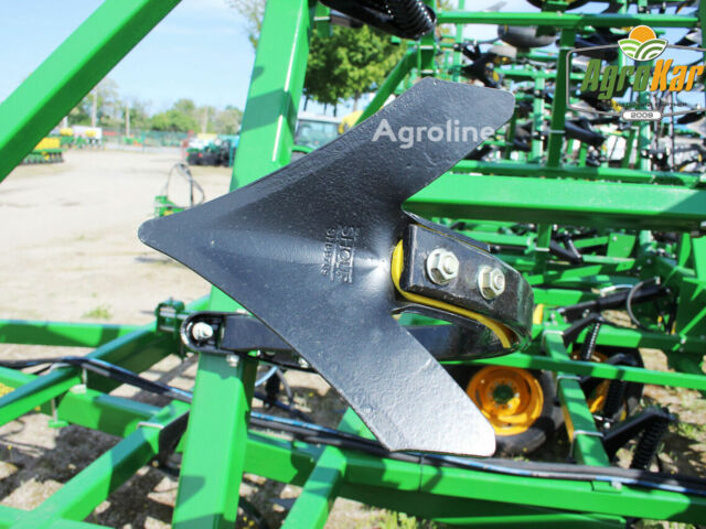 Зелений Джон Дір 960, об'ємом двигуна 0 л та пробігом 0 тис. км за 29070 $, фото 18 на Automoto.ua