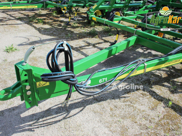 Зелений Джон Дір 960, об'ємом двигуна 0 л та пробігом 0 тис. км за 29070 $, фото 4 на Automoto.ua