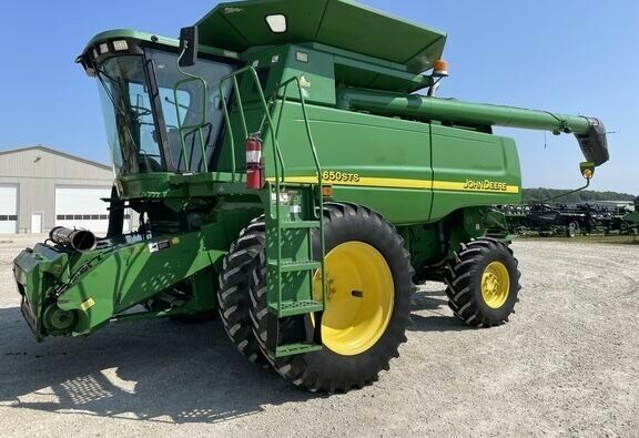 Джон Дир 9650 STS, объемом двигателя 0 л и пробегом 0 тыс. км за 80248 $, фото 2 на Automoto.ua