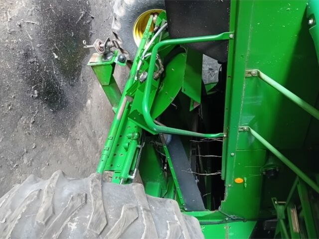 Джон Дир 9660 WTS 2001 в Киеве на Automoto.ua Джон Дир 9660 WTS, объемом двигателя 0 л и пробегом 0 тыс. км за 61813 $, фото 9 на Automoto.ua
