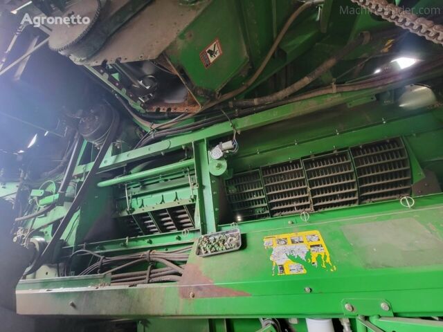 Зеленый Джон Дир 9760 STS, объемом двигателя 8.1 л и пробегом 10 тыс. км за 92746 $, фото 18 на Automoto.ua