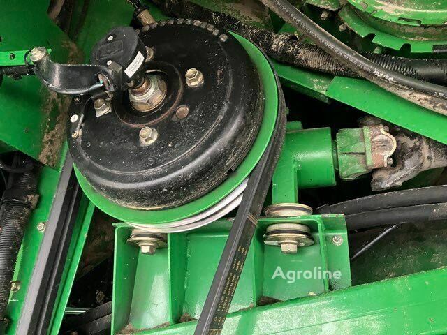 Зеленый Джон Дир 9760 STS, объемом двигателя 0 л и пробегом 0 тыс. км за 110486 $, фото 41 на Automoto.ua