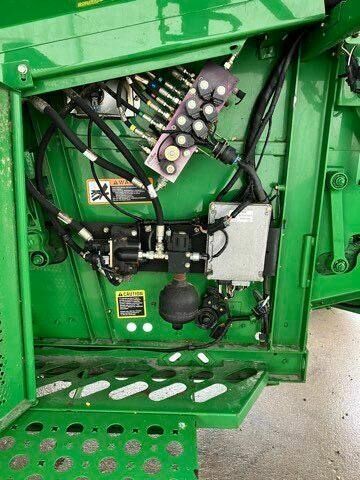 Зеленый Джон Дир 9760 STS, объемом двигателя 0 л и пробегом 0 тыс. км за 110486 $, фото 34 на Automoto.ua