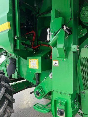 Зеленый Джон Дир 9760 STS, объемом двигателя 0 л и пробегом 0 тыс. км за 110486 $, фото 16 на Automoto.ua