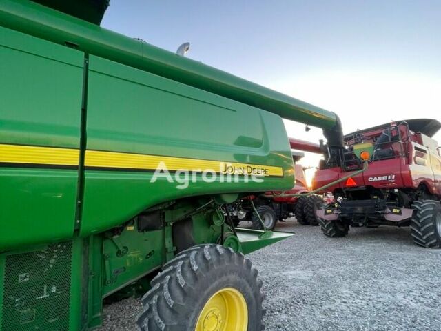 Джон Дир 9770 STS, объемом двигателя 0 л и пробегом 0 тыс. км за 127931 $, фото 1 на Automoto.ua