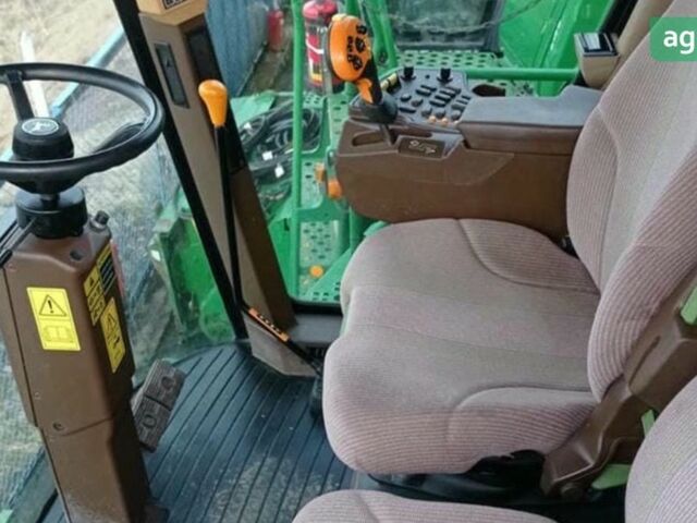 Джон Дир 9880 2003 в Звенигородка на Automoto.ua Джон Дир 9880, объемом двигателя 0 л и пробегом 0 тыс. км за 106237 $, фото 3 на Automoto.ua