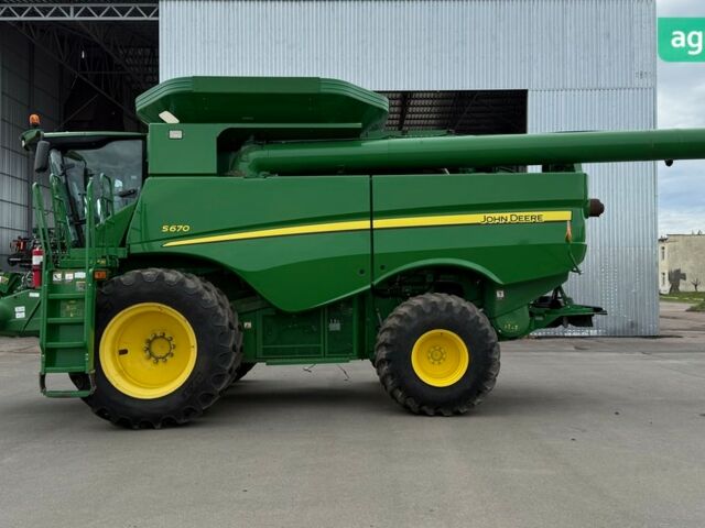 Джон Дир С 670 2012 в Сосницы на Automoto.ua Джон Дир С 670, объемом двигателя 0 л и пробегом 0 тыс. км за 148000 $, фото 2 на Automoto.ua