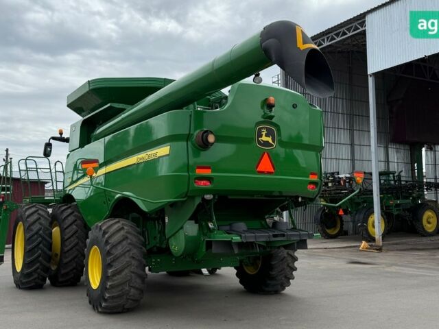 Джон Дир С 670 2012 в Сосницы на Automoto.ua Джон Дир С 670, объемом двигателя 0 л и пробегом 0 тыс. км за 148000 $, фото 4 на Automoto.ua