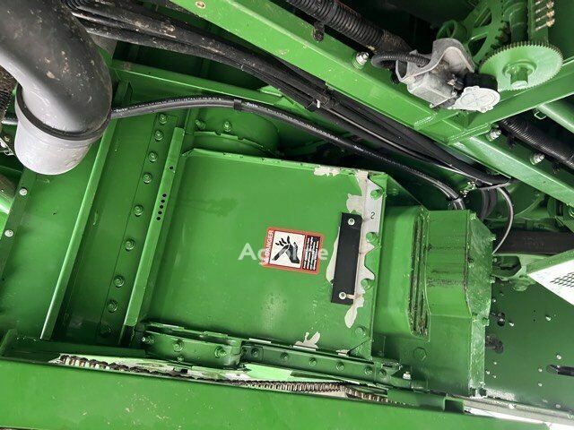 Зеленый Джон Дир С680, объемом двигателя 0 л и пробегом 0 тыс. км за 168636 $, фото 52 на Automoto.ua