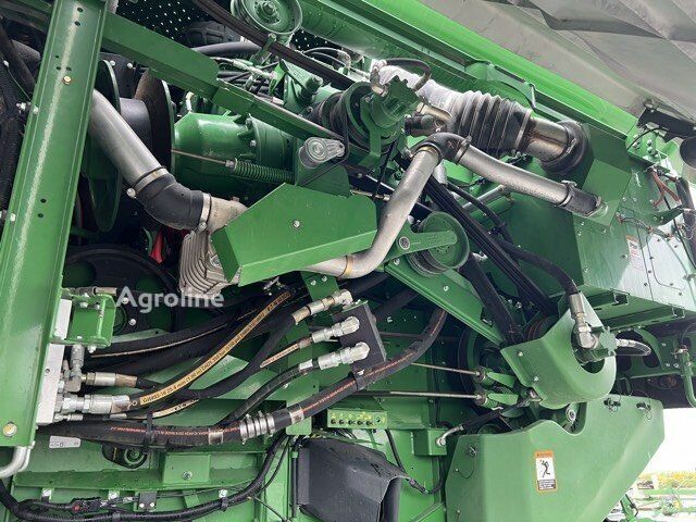 Зеленый Джон Дир С680, объемом двигателя 0 л и пробегом 0 тыс. км за 168636 $, фото 49 на Automoto.ua