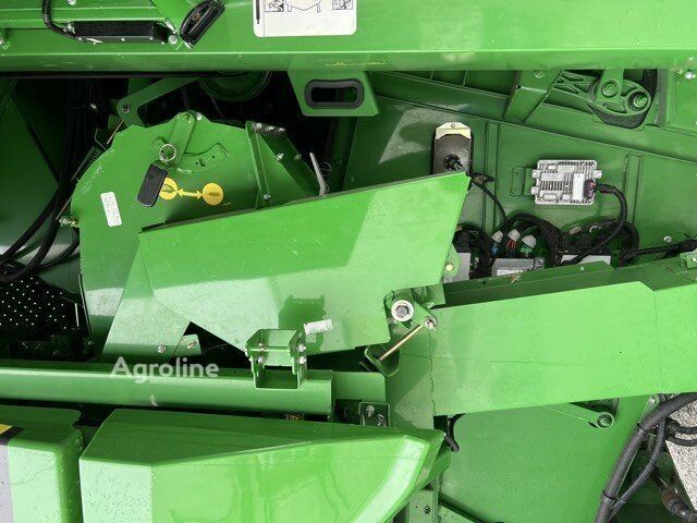 Зеленый Джон Дир С680, объемом двигателя 0 л и пробегом 0 тыс. км за 168636 $, фото 21 на Automoto.ua