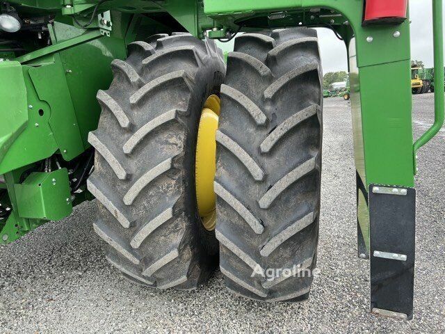 Зеленый Джон Дир С680, объемом двигателя 0 л и пробегом 0 тыс. км за 168636 $, фото 7 на Automoto.ua