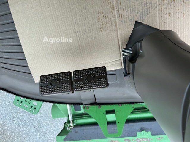 Зеленый Джон Дир С680, объемом двигателя 0 л и пробегом 0 тыс. км за 168636 $, фото 62 на Automoto.ua