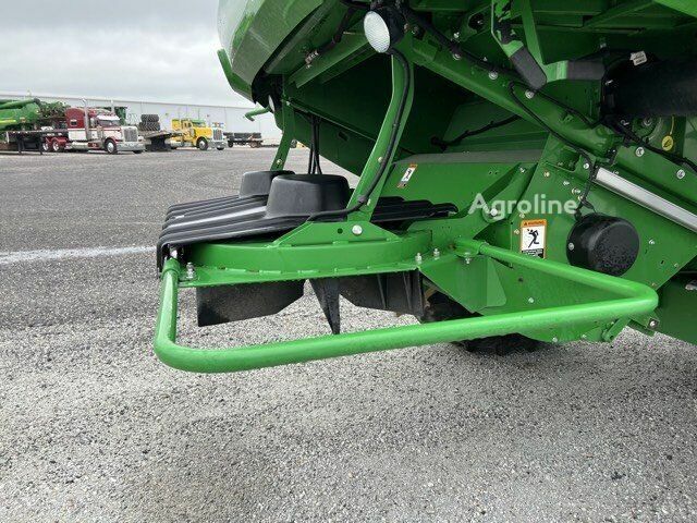 Зеленый Джон Дир С680, объемом двигателя 0 л и пробегом 0 тыс. км за 168636 $, фото 32 на Automoto.ua