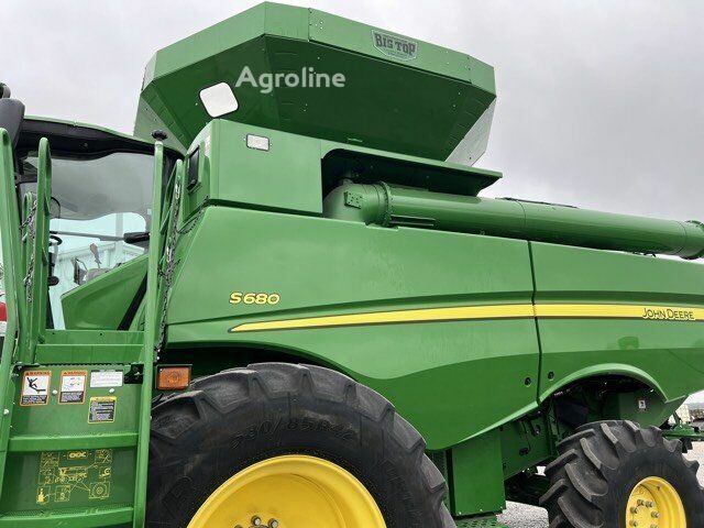 Зеленый Джон Дир С680, объемом двигателя 0 л и пробегом 0 тыс. км за 168636 $, фото 1 на Automoto.ua