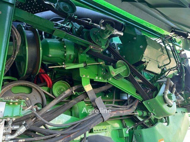 Зелений Джон Дір С690, об'ємом двигуна 0 л та пробігом 0 тис. км за 157006 $, фото 22 на Automoto.ua