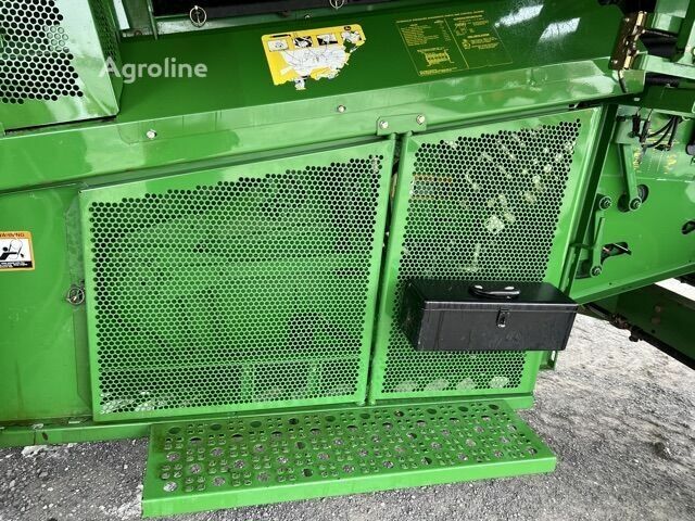 Зелений Джон Дір СТС, об'ємом двигуна 0 л та пробігом 0 тис. км за 97693 $, фото 41 на Automoto.ua