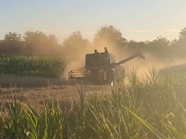 Джон Дир Другая, объемом двигателя 3.8 л и пробегом 0 тыс. км за 7300 $, фото 4 на Automoto.ua