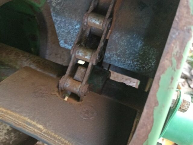 Джон Дір Другая, об'ємом двигуна 6 л та пробігом 3 тис. км за 24000 $, фото 3 на Automoto.ua