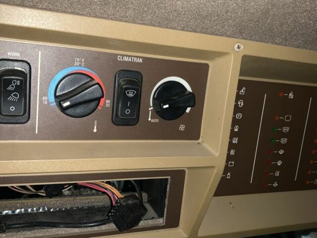 Джон Дір Другая, об'ємом двигуна 0 л та пробігом 0 тис. км за 30000 $, фото 5 на Automoto.ua