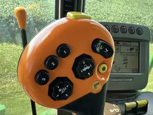 Джон Дир Другая, объемом двигателя 0 л и пробегом 4 тыс. км за 107890 $, фото 2 на Automoto.ua