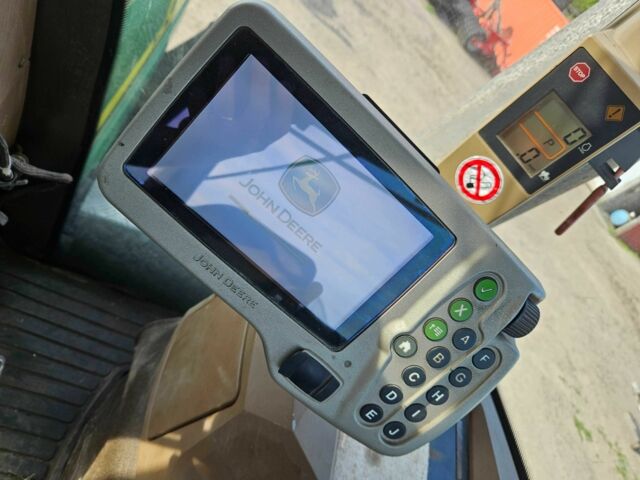 Джон Дир Другая 2009 в Ровно на Automoto.ua Джон Дир Другая, объемом двигателя 0 л и пробегом 0 тыс. км за 99300 $, фото 5 на Automoto.ua