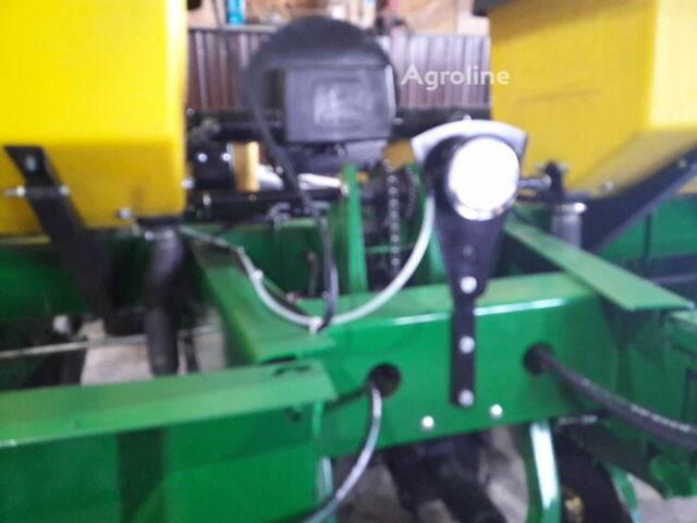 Джон Дир Другая, объемом двигателя 0 л и пробегом 0 тыс. км за 27491 $, фото 9 на Automoto.ua