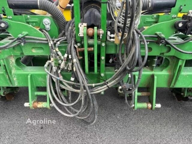 Джон Дір Другая, об'ємом двигуна 0 л та пробігом 0 тис. км за 38871 $, фото 15 на Automoto.ua