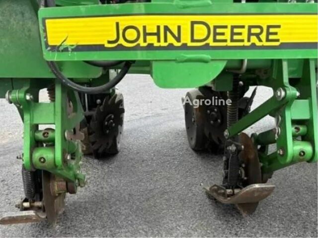 Джон Дір Другая, об'ємом двигуна 0 л та пробігом 0 тис. км за 38871 $, фото 6 на Automoto.ua