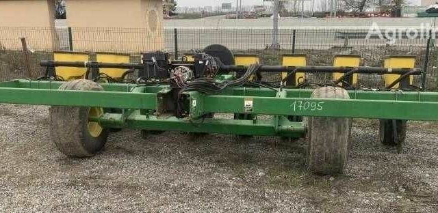 Джон Дір Другая, об'ємом двигуна 2.45 л та пробігом 0 тис. км за 17526 $, фото 8 на Automoto.ua