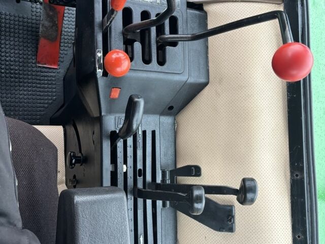 Джон Дир Другая, объемом двигателя 4 л и пробегом 8 тыс. км за 27000 $, фото 9 на Automoto.ua