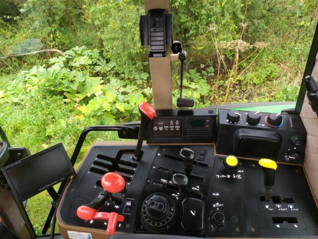 Джон Дир Другая, объемом двигателя 3.9 л и пробегом 0 тыс. км за 39000 $, фото 2 на Automoto.ua