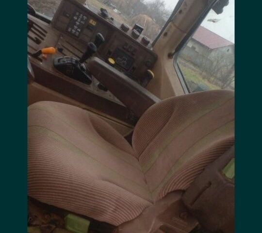 Джон Дір Другая, об'ємом двигуна 6.8 л та пробігом 96 тис. км за 38000 $, фото 4 на Automoto.ua